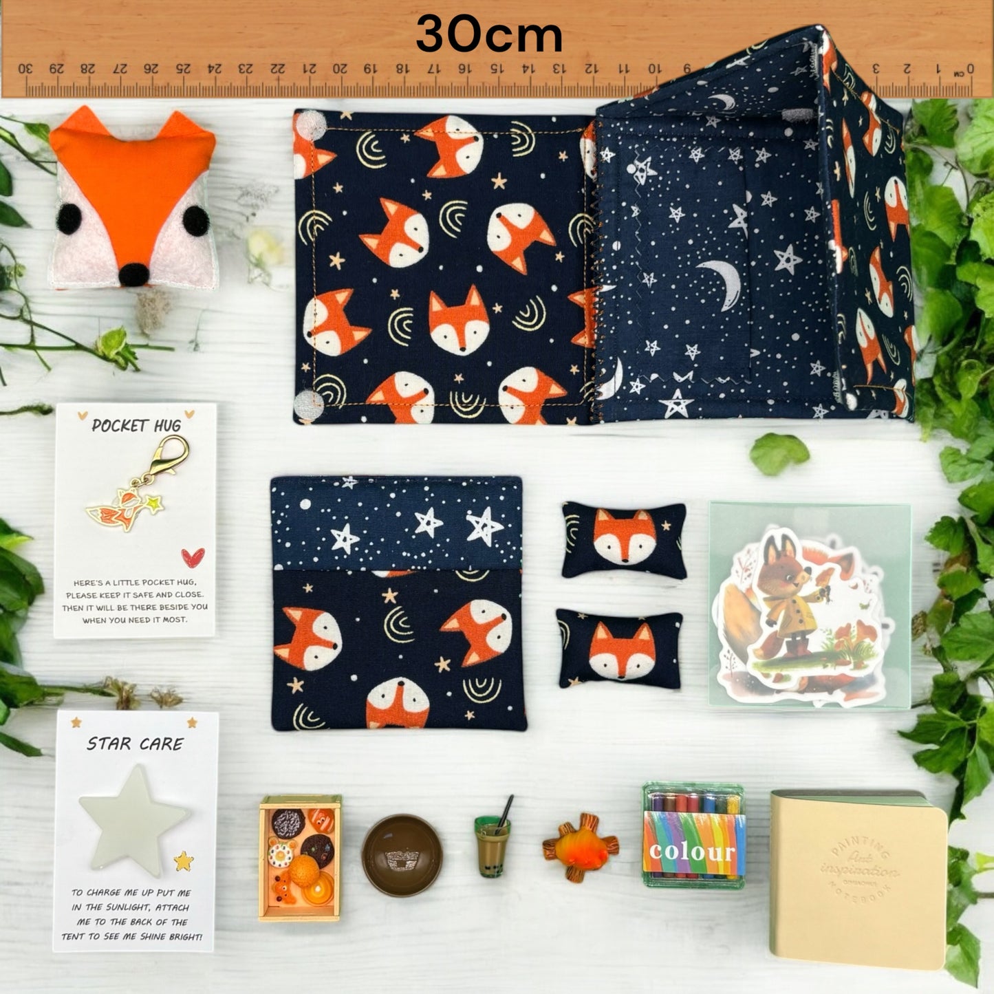 Z1.Miniature Fox Camping Playset